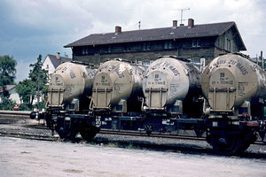 879194.b5ec182a.640.jpg
