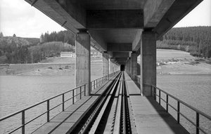 6709_48_02.jpg