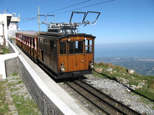 800px-Rhune_electric_system.jpg
