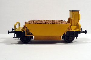 Hopperw 11.jpg