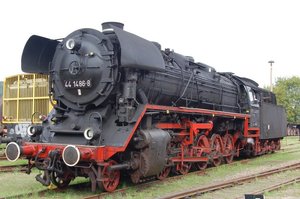 baureihe-44-1486-8-gesehen-am-68134.jpg