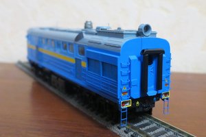 2ТЭ10У-10.jpg