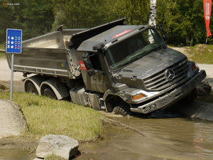 mercedes-benz_zetros_2008_pictures_1_1280x960.jpg