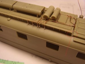 GEDC4779_косяк расстояния между тумбами.jpg