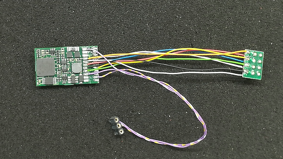 BR142 Roco 136.jpg