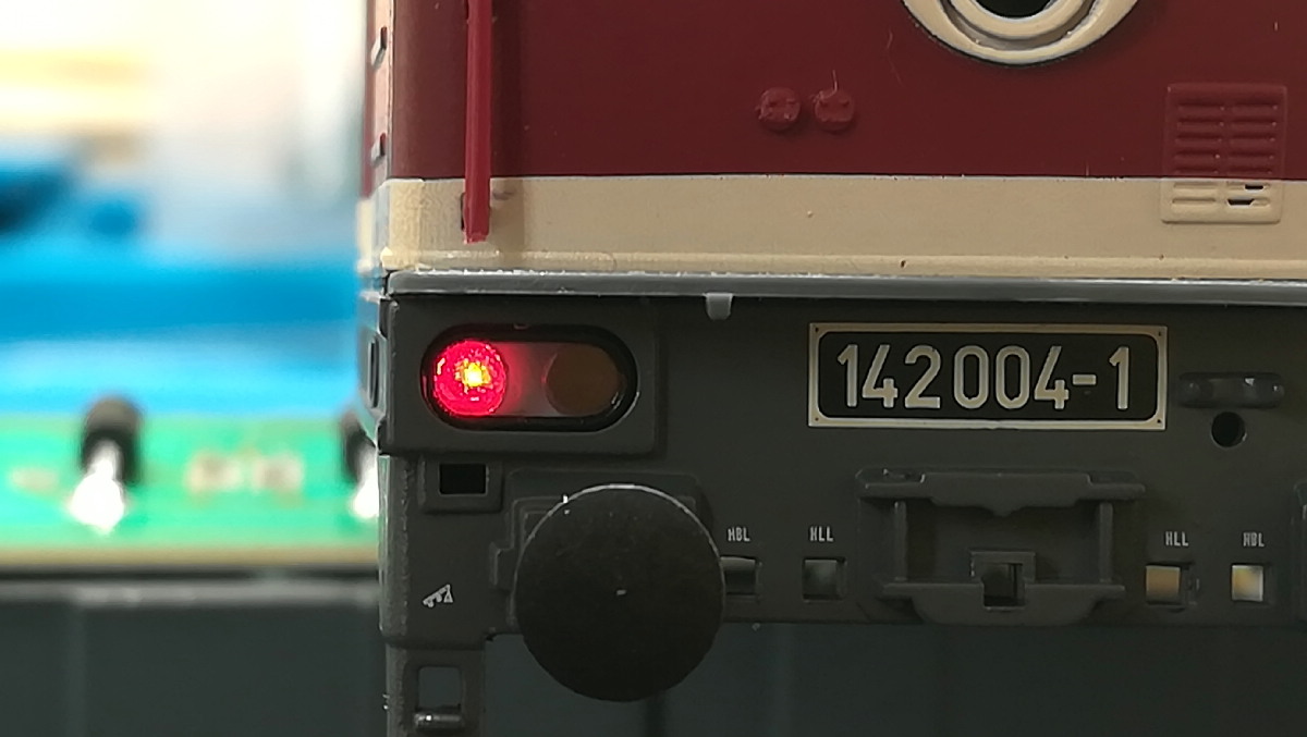 BR142 Roco 133.jpg