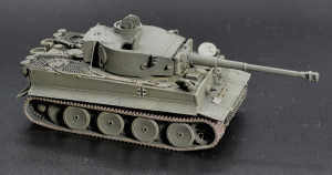 Танк Tiger I. Готовая модель Artitec.