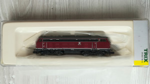 16272a.jpg