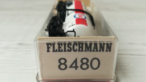 8480b_.jpg