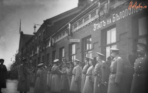 Николай ІІ на перроне вокзала города Бердичева-3.jpg