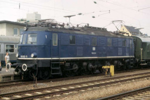 118-002.jpg