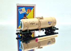 57171670-4.jpg