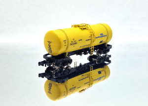 74131186-2.jpg