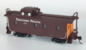 Platinum Line(TM) SP(TM) C-30-1 Wood Caboose Ready to Run -- Southern Pacific(TM) Gothic<br />Walthers Rolling Stock<br />Part # 932-7613<br />Цена - 800 грн.