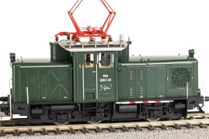 Piko 21040 1067.01 OBB (4).jpg