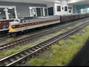 E8A на станції Павлівськ з вагонами PRR(мій тут тільки багажний)